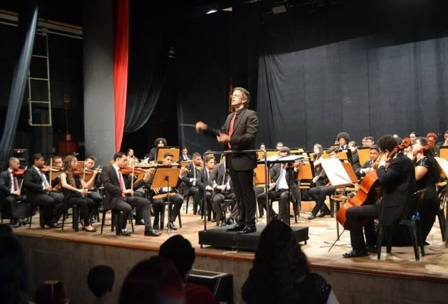 Orquestra Sinfonia de Beethoven.