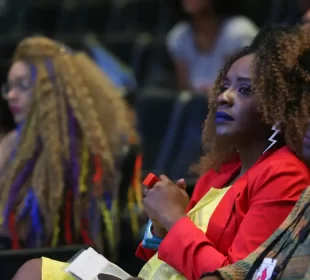 Mulheres pretas buscam garantir o espaço de trabalho nas empresas